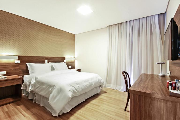 Hotel Chateau Campos do Jordao Exterior photo